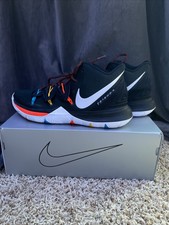 kyrie friends size 6