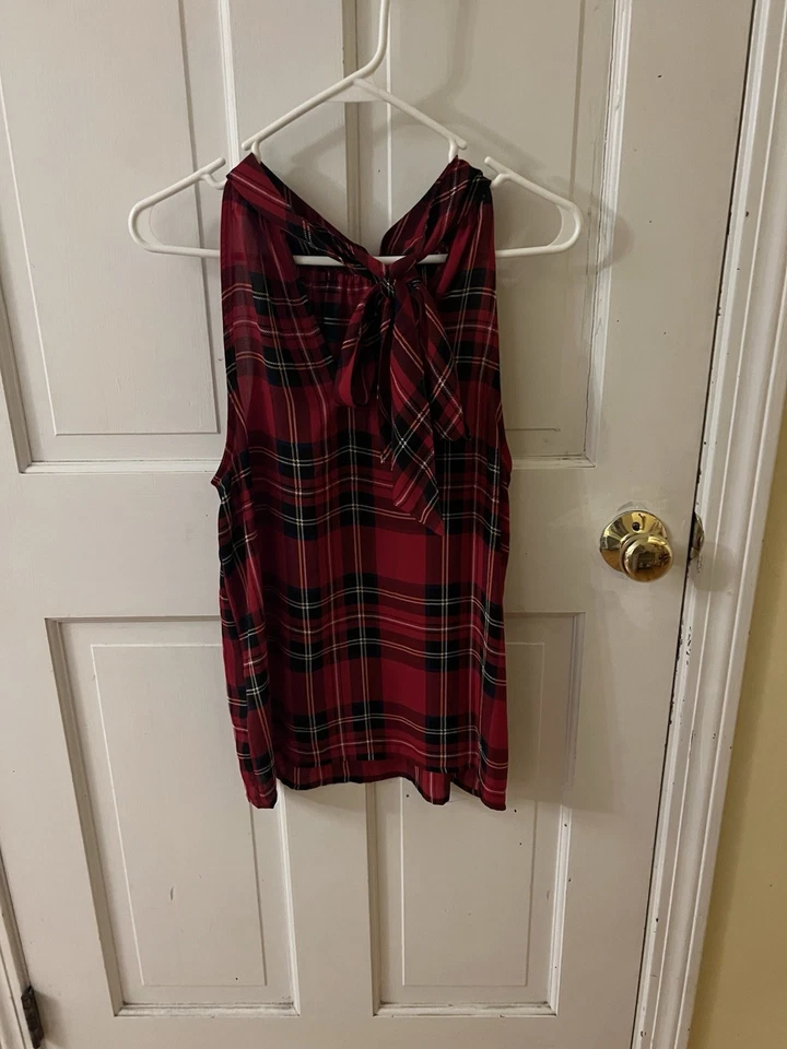 Camiseta sin mangas J-Crew tartán cuello atado roja y negra talla 2 Foto 2 de 3
