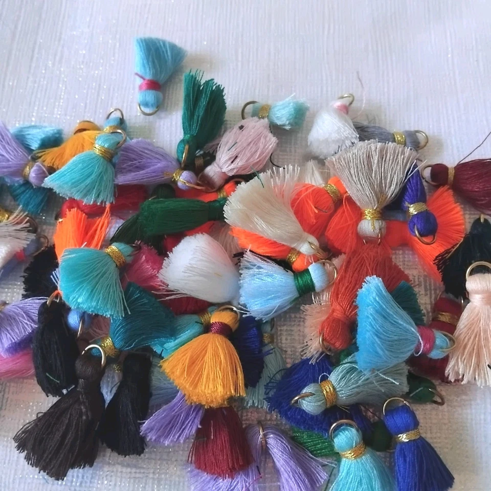 65 piezas mini borlas de 0,8 pulgadas/2 cm mezcla de colores borla pequeñas borlas artesanales hechas a mano hágalo usted mismo Foto 4 de 4