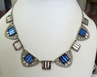 VINTAGE ART DECO CZECH VAUXHALL BLUE CRYSTAL MIRROR GLASS FILIGREE LINK NECKLACE