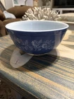 Vintage Pyrex Colonial Mist Mixing Bowl 403 2.5 Quarts