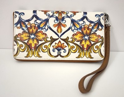 NEW BRIGHTON BELLA LUCCA LEATHER ZIP AROUND WALLET WRISTLET W/REMOVABLE STRAP