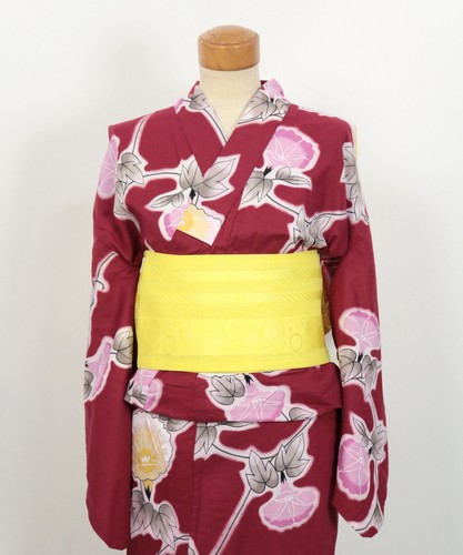 Kimono / Juego Yukata Tinto Vino con Motivo Morning Glory / 2505023 - Imagen 2 de 7