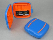 New XD Olympus Fuji Camedia memory Card Case holds 4 Floats