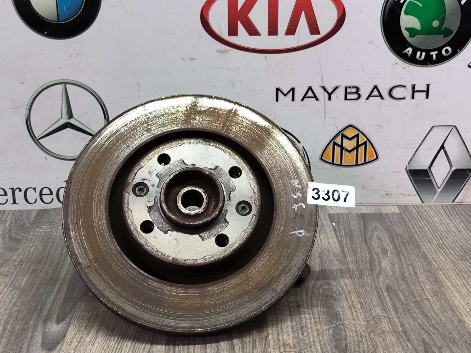 PEUGEOT 2008 ALLURE 2015 RHD 1.2 L 5 DOOR FRONT LEFT NSF WHEEL HUB & BRAKE DISC