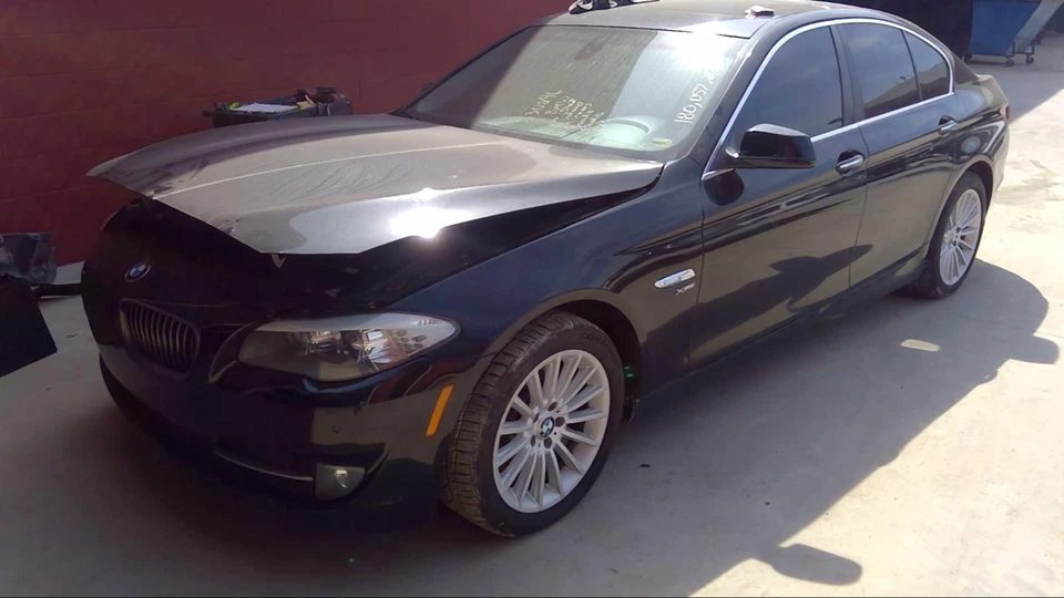 Used Fuel Tank fits: 2011 Bmw 535I  Grade A Foto 3 de 4