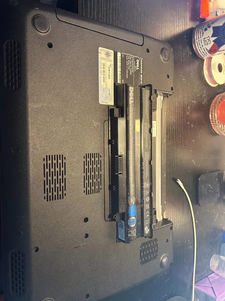  Dell Inspiron M5010 15.6" 2.3 GHz Windows 7 rosa listo genial solo piezas  Foto 4 de 4