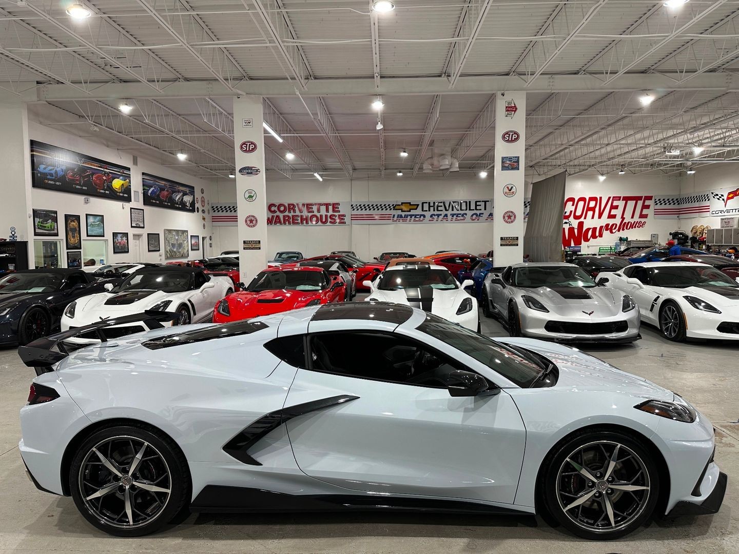2022 [G9F] Ceramic Matrix Gray Metallic Chevrolet Corvette   | C8 Corvette Photo 7