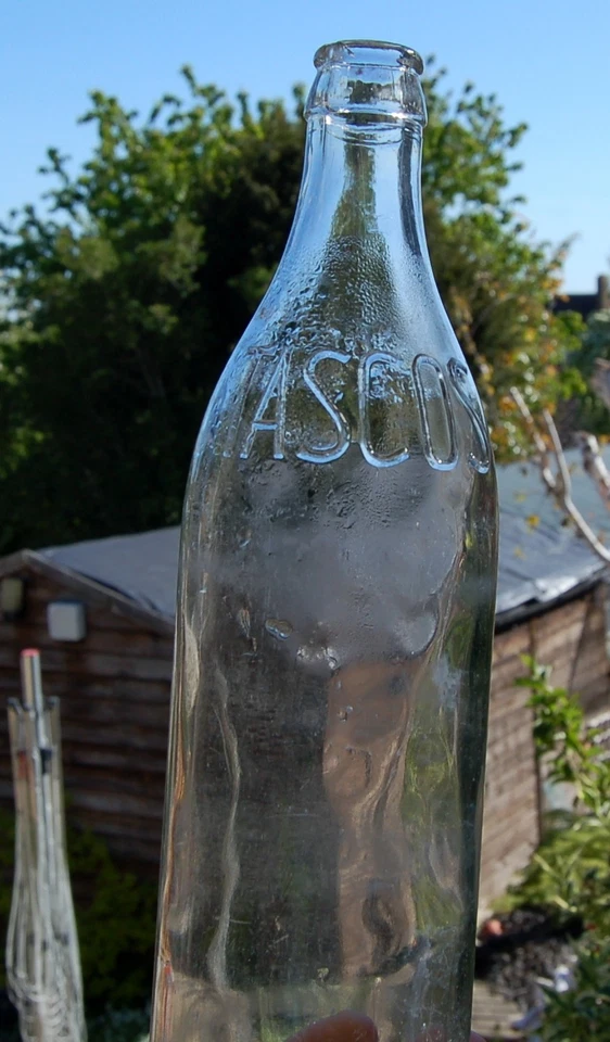 nice old TASCOS Ten Acres & Stirchley Co-op Birmingham steri dairy milk bottle - Image 1 of 1