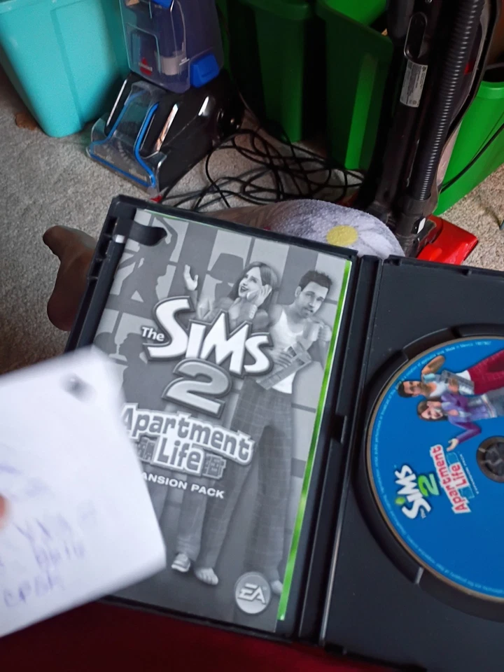 The Sims 2 Apartment Life (PC, 2008) - Image 4 of 4