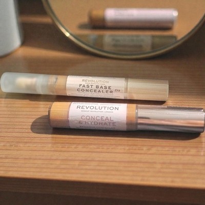 Makeup Revolution Concealer Duo  Fast Base + Conceal & Hydrate | Shade C13 | New
