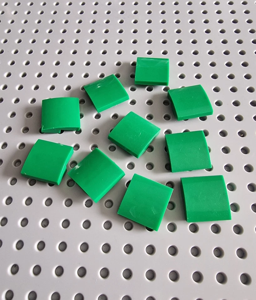 Lego Bogenstein Schrägstein Dachstein 2x2 Grün 10 Stück 15068 A299 - Bild 1 von 1