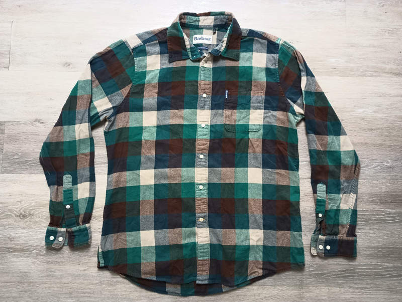 Barbour Flannel Maulden Shirt Mens Medium Button Up Long Sleeve EUC plaid