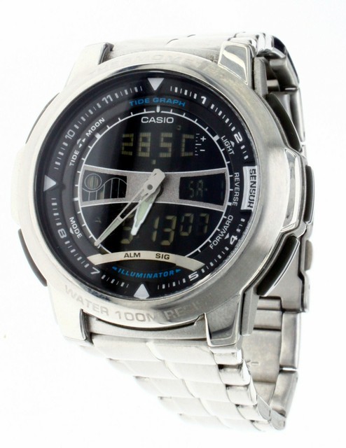 digital watch with thermometer
