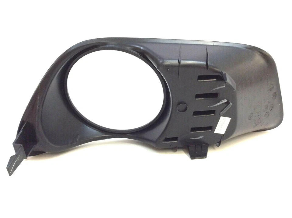 Оригинальная противотуманная фара передняя левая для Chrysler Town and Country 2011-2016 годов выпуска с сотовым ободком - Изображение 2 из 3