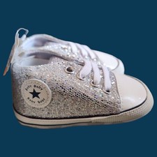 1 pair NWT baby Sparkle sneaker Crib shoes cotton soft sole. size:2, 6-12 mons.