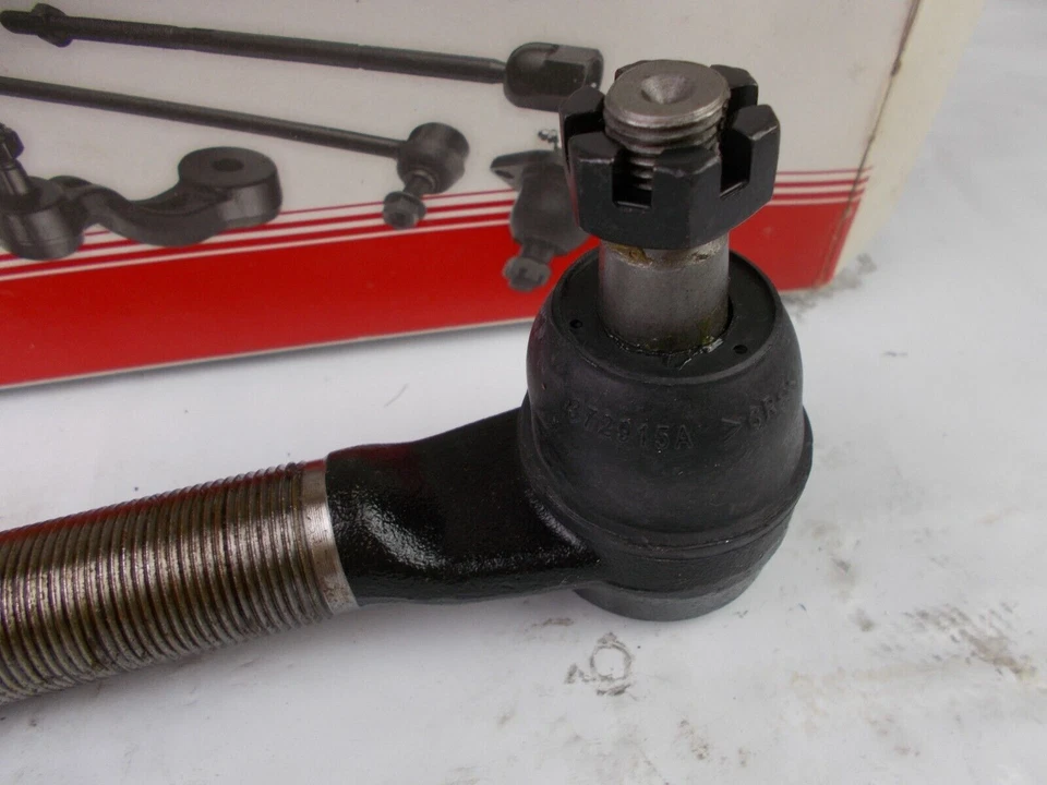 Barra de amarre de dirección Carquest se adapta; Ford F Super Duty, F53, F59 Foto 2 de 4