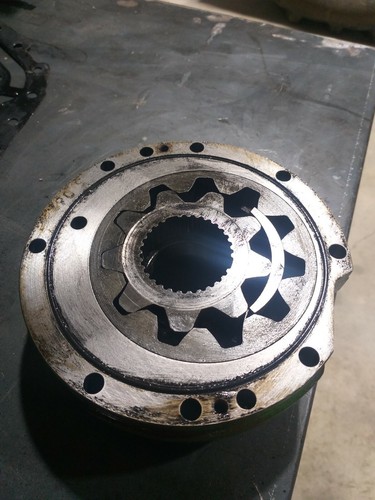 USED PUMP ZF TRANS JOHN DEERE AL161488 0501212516 6920,6520,6620,7220,7320 - Picture 5 of 8