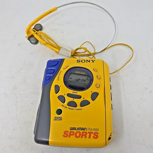 Vintage Sony Sports FM/AM Radio Cassette Walkman WM-FS493 No Strap, AS-IS PARTS
