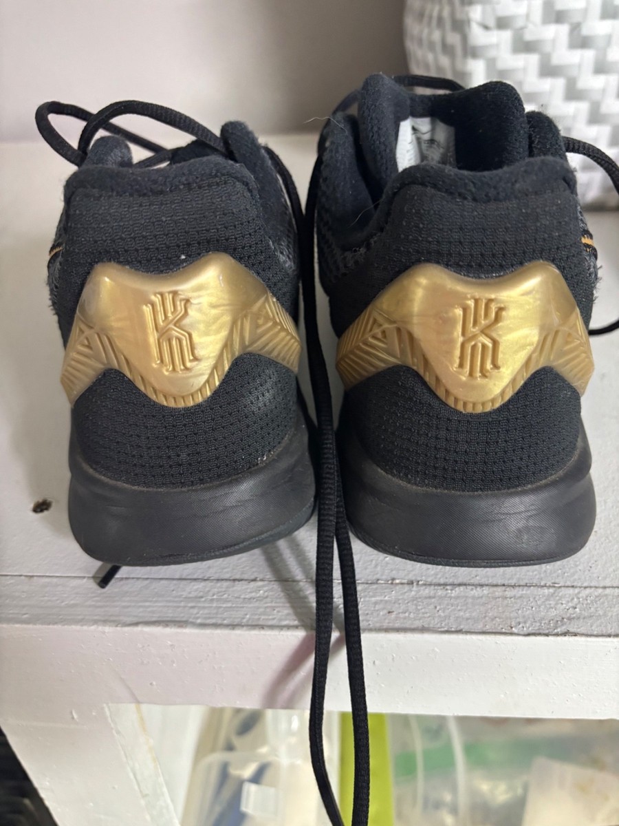 Size 8 - Nike Kyrie Flytrap 2 Black Gold | eBay