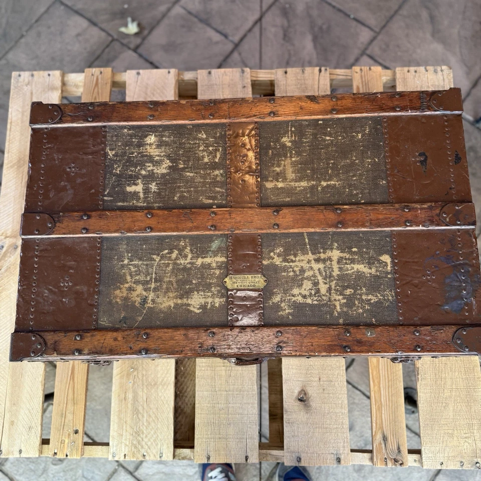 Antique Haskell Bros Chicago Steamer Trunk Wood Canvas Chest Rustic Decor - Image 2 of 4