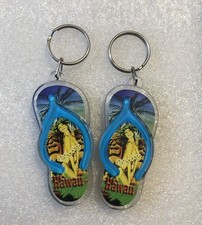 Travel Souvenir Collectible HAWAII Keychain X2 Sandal Shape Hawaiian Girl 0C