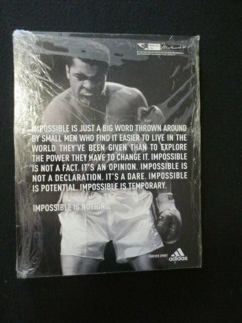 2004 OFFICIAL N.Y. YANKEE YEARBOOK JETER & A-ROD ON THE COVER EXCELLENT. COND. - Изображение 2 из 3