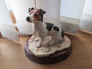 BORDER FINE ARTS MTO5C JACK RUSSELL TERRIER BITCH MARGARET TURNER, SCOTLAND
