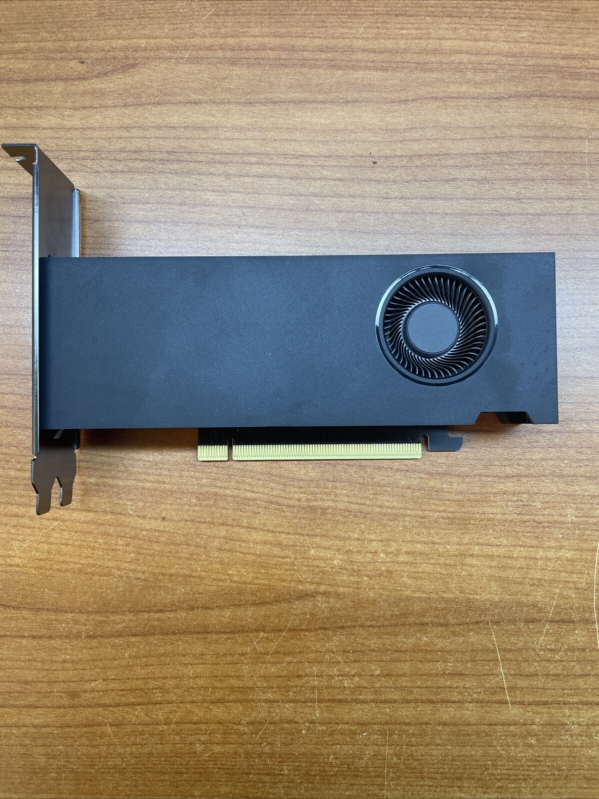 Foto 1 di 3