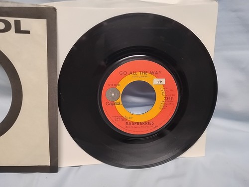Raspberries Go All The Way / With You in my Life 45 RPM Capitol Record 3348 1972 - Imagen 2 de 3