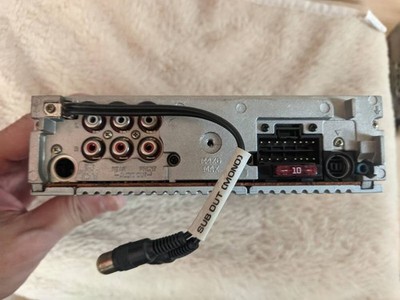 Sony CDX-F7700 Cd/Aux Player Us Fm Tuner 3x4V Pre Output 52Wx4 FM