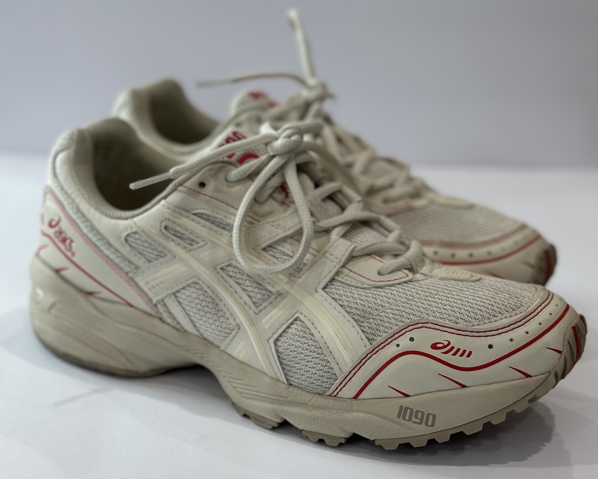 ASICS Gel-1090 Birch 1203A159-200 Womens Shoes US 6 EUR 39 CM 24.5 EUC thumbnail 2