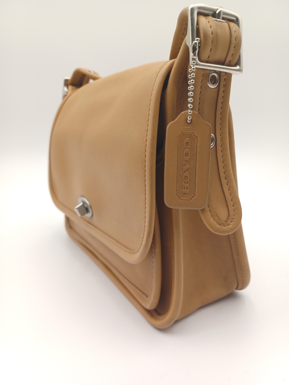 Vintage COACH 9061 Rambler's Legacy Crossbody Bag Cam… - Gem