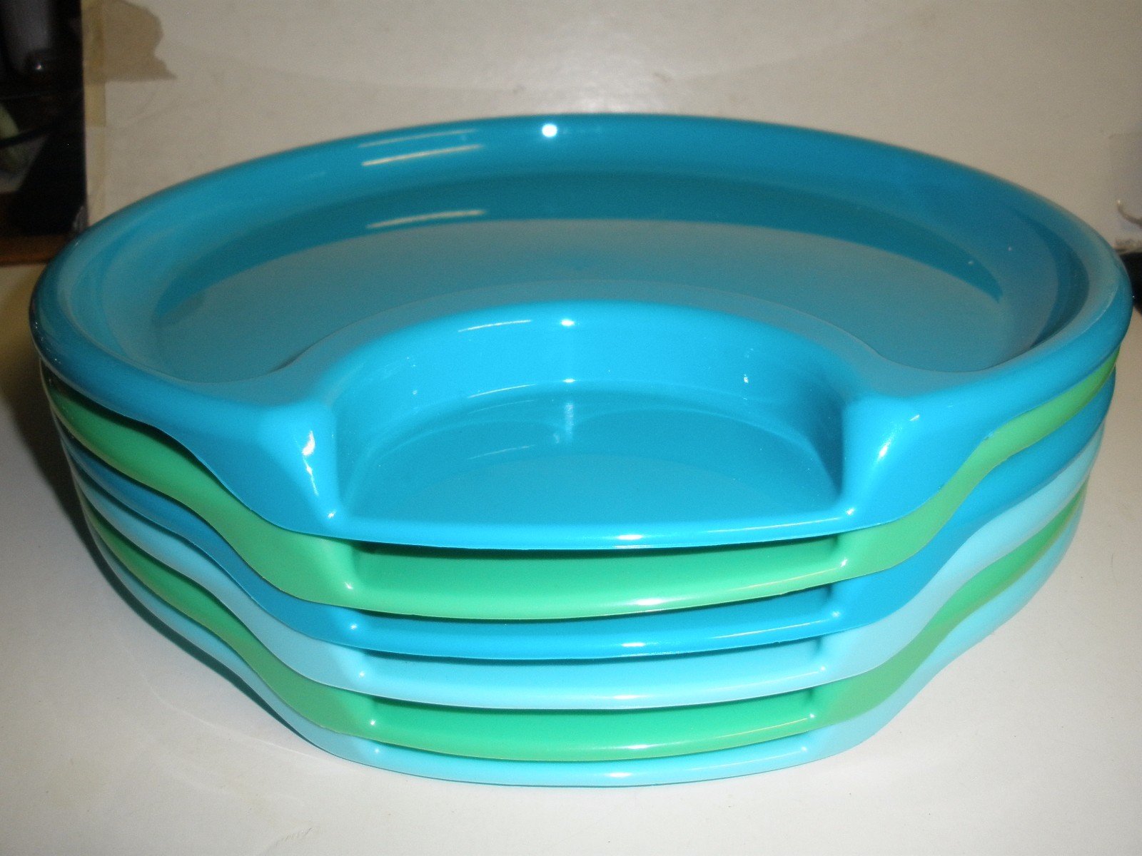 Pampered Chef set of 6 outdoor plastic party plates eBay