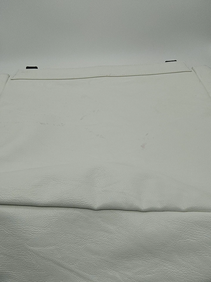 CLUTCH FEMININA MICHE PATRIOTIC BRANCA VERMELHA LISTRAS AZUIS BORLA PRATA ESTRELAS - Imagem 4 de 4