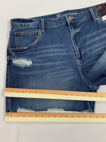 No Boundaries Juniors/Women's Factory Distressed Denim Shorts Size: 21 (41X4) - Picture 7 of 7
