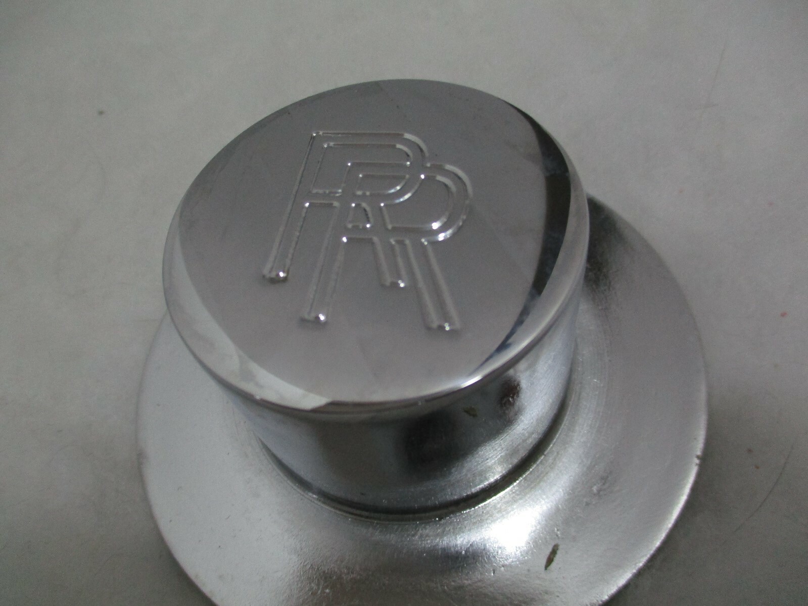 Rolls-Royce Phantom III, 20/25 & 25/30 Hub Set (complete center-wheel nuts)
