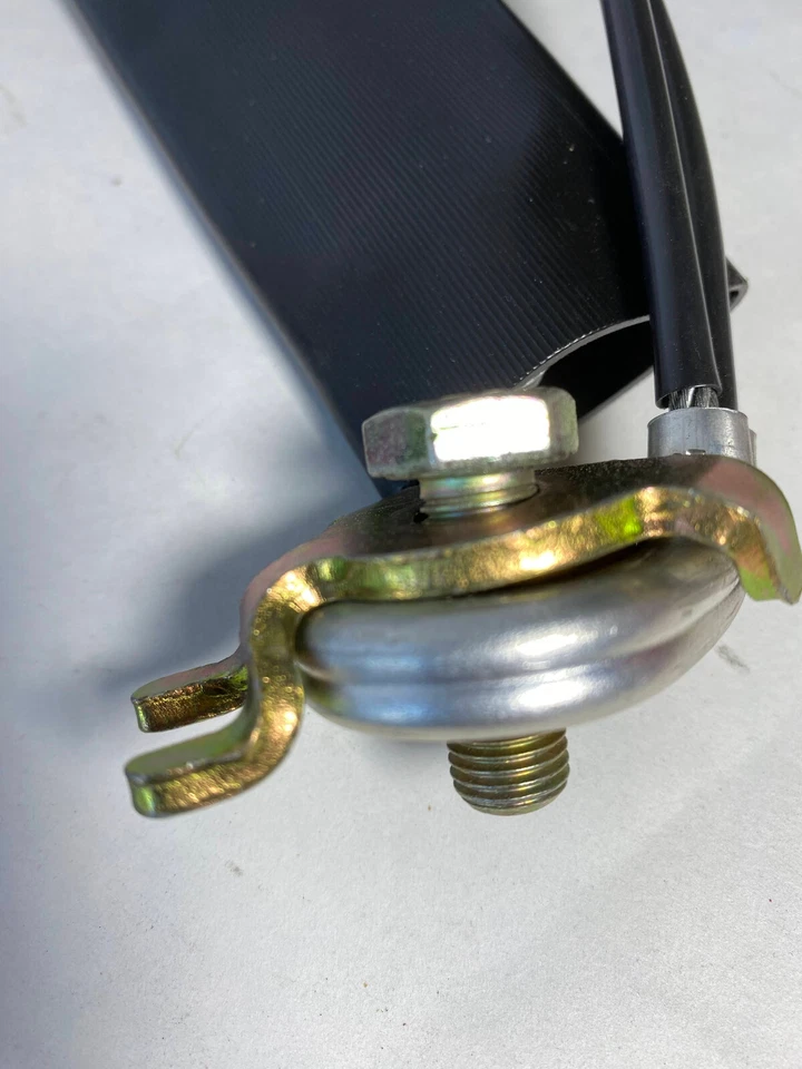 Ремень безопасности заднего сиденья Mercedes-Benz - 126-860-84-85 - для Mercedes-Benz 380SEL - Изображение 4 из 4