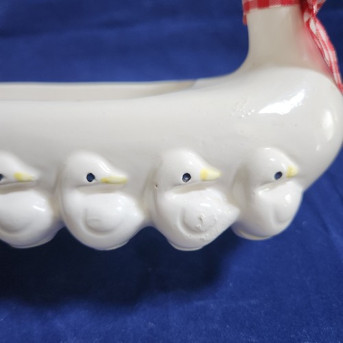 Vintage White Duck and Ducklings Cracker Tray Candy Dish Easter Spring Hobbyist - Picture 11 of 18