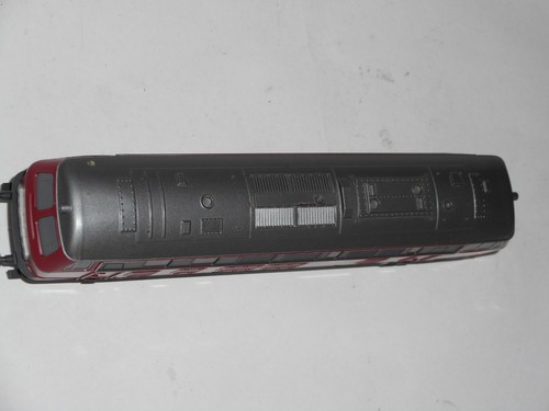 ROCO 215 cl. DB Diesel. Excellent cond. 4 axles driven & lights. HO. 2 rail DC - Picture 7 of 10