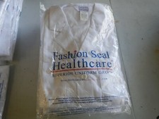 Fashion Seal Healthcare Lab Coat Size Small Bright White NEW