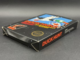 Duck Hunt Nintendo NES 1985 Black Box CIB Complete 5-Screw Authentic NEAR MINT