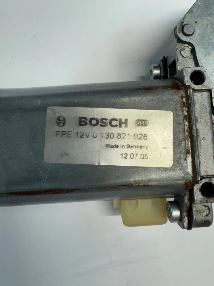 Motor de ventana eléctrica lateral derecho Porsche 911 1974-86 Foto 4 de 4