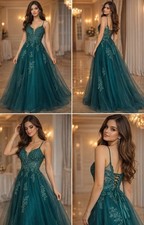 Esmerald Prom Dress long Women's Size 6/7