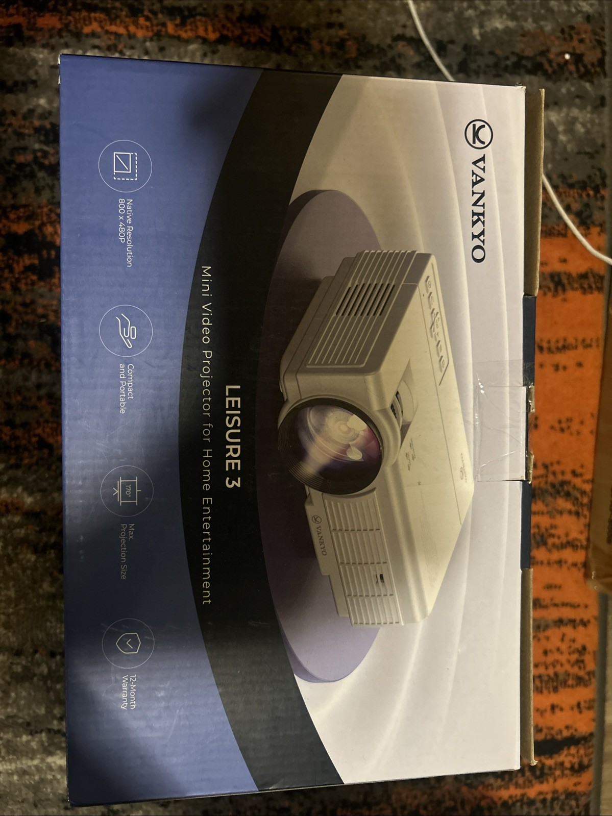 Vankyo Leisure3 480p Mini Projector - White. Open Box.