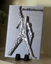 Freddy Mercury: L'Immortalità del Mito - Quadretto in Rilievo 12x17 cm 