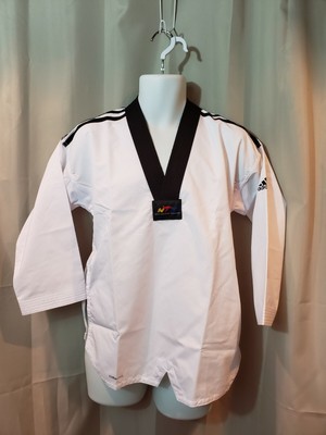 Adidas Adi Fighter Taekwondo Uniform Gis Dobok Us Size 1 150cm Nwt Ebay