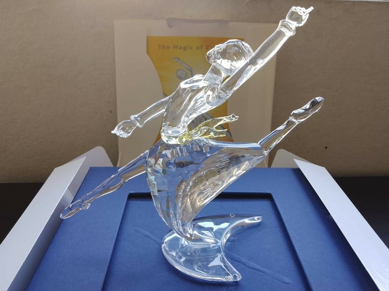 Swarovski Crystal SCS 2004 Magic of Dance Anna Ballerina Dancer 627396