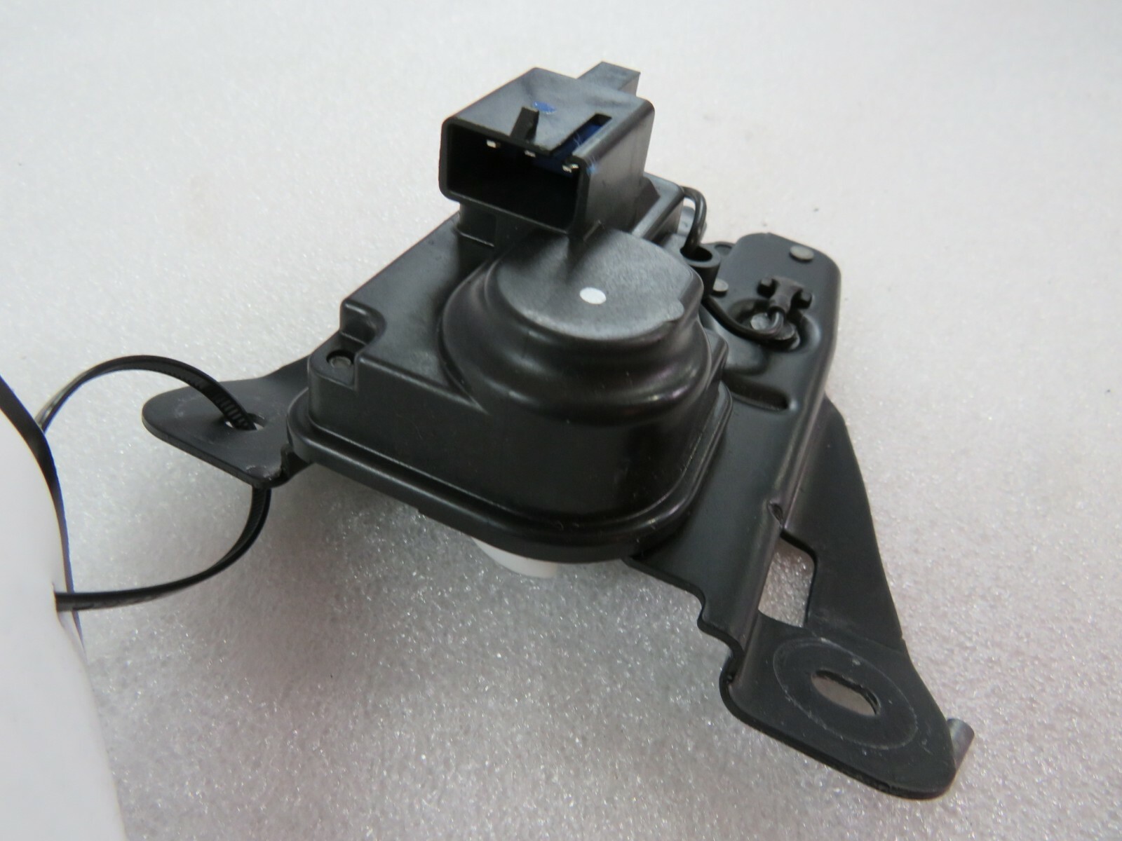 Maserati Ghibli, Trunk Latch Lock Lid, Used, P/N 675000646