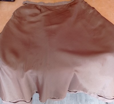 Jupe évasée Vintage Années 80 En Pure Laine Beige - Taille 36-37 - Marque Régine Loubens - Occasion Très Bon état